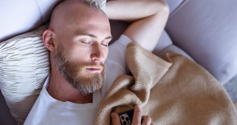 como dormir después de un injerto capilar​